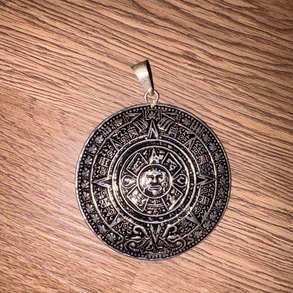 Unbranded Aztec Calendar Pendant Unisex Large Silver Excellent Sun Stone Medal